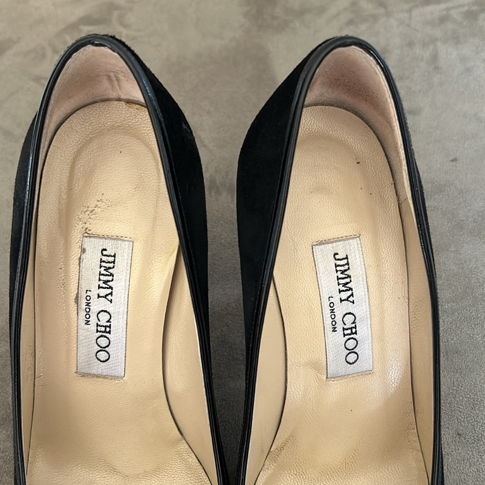 Jimmy Choo black suede pump size 37 - Picture 3 of 7